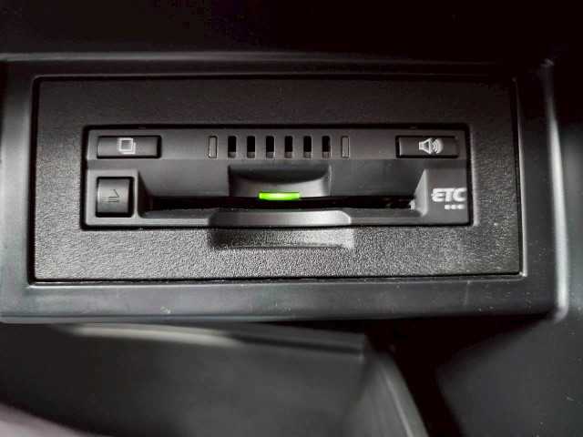 トヨタ ランドクルーザー プラド TX Lパッケージ 岩手県 2019(令1)年 5.3万km アティチュードブラックマイカ 純正エンスタ　/電動格納ミラー　/ディーゼル　/レーダークルーズコントロール　/ＥＴＣ　/前方ドラレコ　/前席シートヒーター・エアコン　/純正ＳＤナビ　/ワンオーナー　/寒冷地仕様　/エクストリームＪホイール