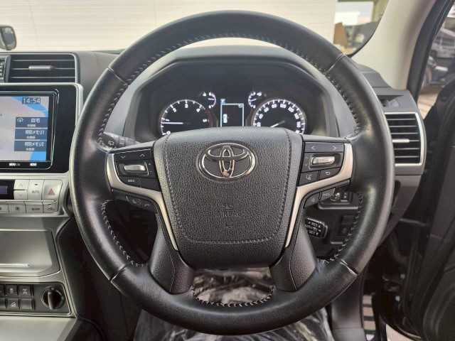 トヨタ ランドクルーザー プラド TX Lパッケージ 岩手県 2019(令1)年 5.3万km アティチュードブラックマイカ 純正エンスタ　/電動格納ミラー　/ディーゼル　/レーダークルーズコントロール　/ＥＴＣ　/前方ドラレコ　/前席シートヒーター・エアコン　/純正ＳＤナビ　/ワンオーナー　/寒冷地仕様　/エクストリームＪホイール