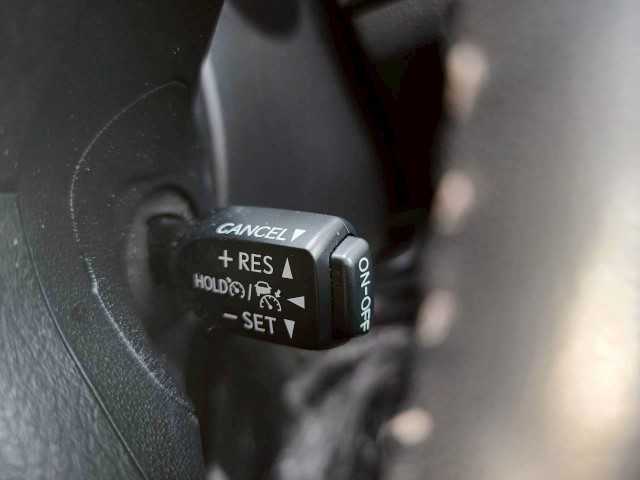 トヨタ ランドクルーザー プラド TX Lパッケージ 岩手県 2019(令1)年 5.3万km アティチュードブラックマイカ 純正エンスタ　/電動格納ミラー　/ディーゼル　/レーダークルーズコントロール　/ＥＴＣ　/前方ドラレコ　/前席シートヒーター・エアコン　/純正ＳＤナビ　/ワンオーナー　/寒冷地仕様　/エクストリームＪホイール