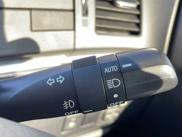 トヨタ エスティマ ハイブリッド アエラス プレミアムエディション 岩手県 2013(平25)年 7.6万km グレイッシュブルーマイカメタリック サンルーフ ナビ バックC 両側電動スライド Bluetooth 電動ハーフレザーシート オットマン AC100Vコンセント クルコン 前後ドラレコ ｎａｎｏｅ ステアスイッチ オートＨＩＤライト フォグ 純正17AW スマートキー