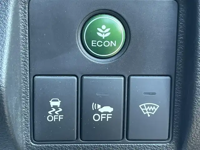 ホンダ ヴェゼル ハイブリッド Z 宮城県 2014(平26)年 12.4万km ミスティックグリーンパール (株)IDOMが運営する【じしゃロン仙台店】の自社ローン専用車両になりますこちらは現金またはオートローンご利用時の価格です。自社ローンご希望の方は別途その旨お申付け下さい/ハーフレザーシート/シートヒーター/メモリナビ/フルセグ/Bluetooth/バックカメラ/ETC/ルーフレール/衝突被害軽減システム/LEDヘッドライト