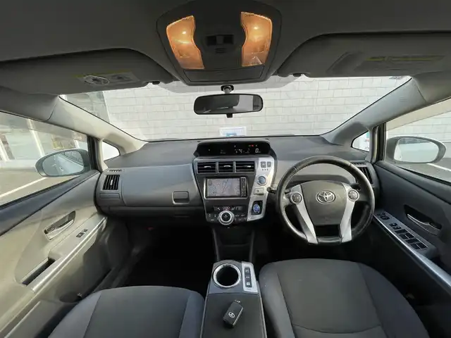 トヨタ プリウス α S Lセレクション 愛知県 2011(平23)年 13.2万km ホワイトパールクリスタルシャイン ・社外メモリーナビ/・ワンセグテレビ/・CD/DVD再生機能/・VENERDi18インチアルミホイール/・純正LEDヘッドライト/・オートライト/・ETC/・スマートキー/・プッシュスタート/・オートエアコン