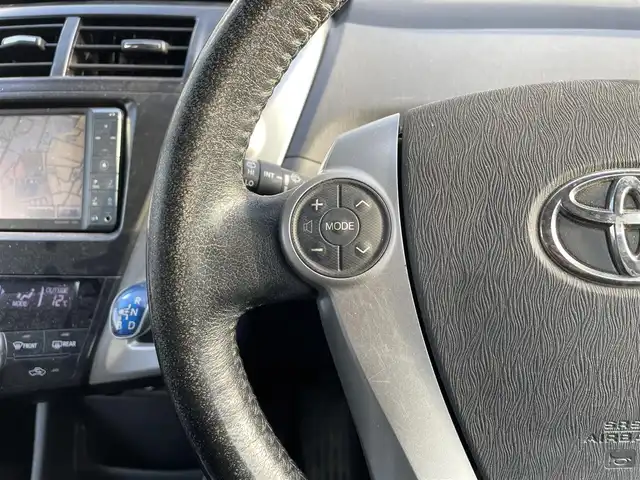 トヨタ プリウス α S Lセレクション 愛知県 2011(平23)年 13.2万km ホワイトパールクリスタルシャイン ・社外メモリーナビ/・ワンセグテレビ/・CD/DVD再生機能/・VENERDi18インチアルミホイール/・純正LEDヘッドライト/・オートライト/・ETC/・スマートキー/・プッシュスタート/・オートエアコン