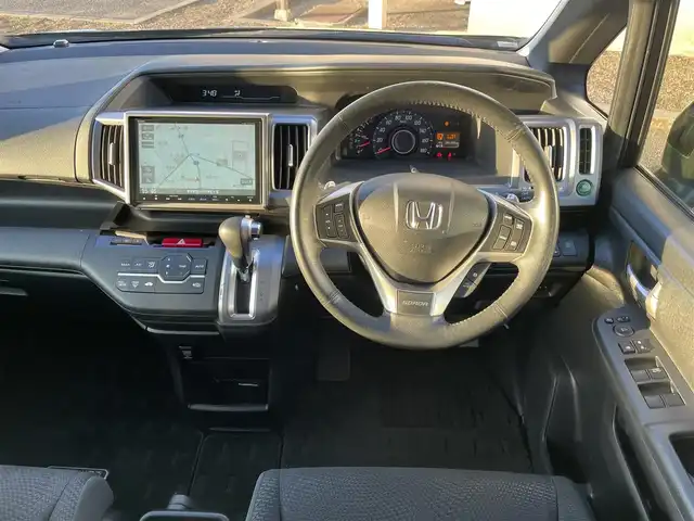 ホンダ ステップワゴン スパーダ Z 東京都 2014(平26)年 9.2万km 黒 (株)IDOMが運営する【じしゃロン国分寺店】の自社ローン対象車両になります。こちらは現金ご利用時の価格です。/自社ローンご希望の方は別途その旨お申付け下さい。/Gathersインターナビ/フルセグテレビ/バックカメラ/クルーズコントロール/両側パワースライドドア/ETC/HID/純正16インチアルミ