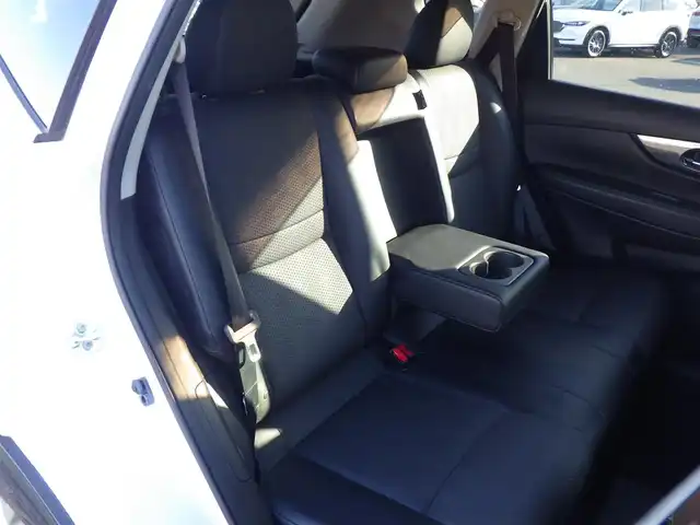 日産 エクストレイル 20X 千葉県 2014(平26)年 5.2万km ブリリアントホワイトパール カブロンシート/前席シートヒーター/純正SDナビ/地デジTV/【DVD/CD再生機能　Bluetooth接続】/バックカメラ/革巻きステアリング/ETC/純正17インチアルミホイル/インテリジェントキー