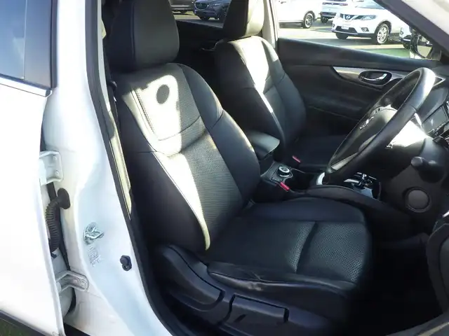 日産 エクストレイル 20X 千葉県 2014(平26)年 5.2万km ブリリアントホワイトパール カブロンシート/前席シートヒーター/純正SDナビ/地デジTV/【DVD/CD再生機能　Bluetooth接続】/バックカメラ/革巻きステアリング/ETC/純正17インチアルミホイル/インテリジェントキー