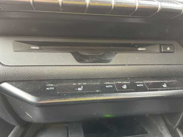 レクサス ＵＸ 250h バージョンC 石川県 2019(令1)年 5.8万km テレーンカーキマイカM 純正メモリーナビ　フルセグＴＶ　パノラマモニター　ＬＥＤヘッドライト　ＥＴＣ　スマートキー　ドラレコ　置くだけ充電　ステアリングヒーター　レザーシート　レクサスセーフティ　レーダークルーズ　ＢＳＭ