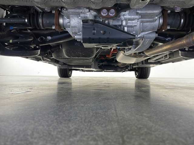 トヨタ ノア ハイブリッド S－Z 長野県 2022(令4)年 2.9万km グリッターブラックガラスフレーク 4WD/純正メモリナビ&フルセグTV&CD&DVD&USB&BT/トヨタセーフティセンス/アダプティブクルーズコントロール/レーントレーシングアシスト/プリクラッシュセーフティ/ブラインドスポットモニター/クリアランスソナー/ヘッドアップディスプレイ/オートマチックハイビーム/ロードサインアシスト/純正前後ドライブレコーダー/デジタルインナーミラー/快適便利パッケージ/パワーバックドア/ユニバーサルステップ/ナノイーエアコン/両側パワースライドドア/ハーフレザーシート/前席シートヒーター/ステアリングスイッチ/ウォークスルー/2列目サンシェード/全方位カメラ/ビルトインETC2.0/LEDヘッドライト/オートライト/電動格納ミラー/ウィンカーミラー/電動ホールド/オートホールド/純正16インチAW装着/純正フロアマット/プッシュスタート/スマートキー/スペアキー1本/取扱説明書/保証書