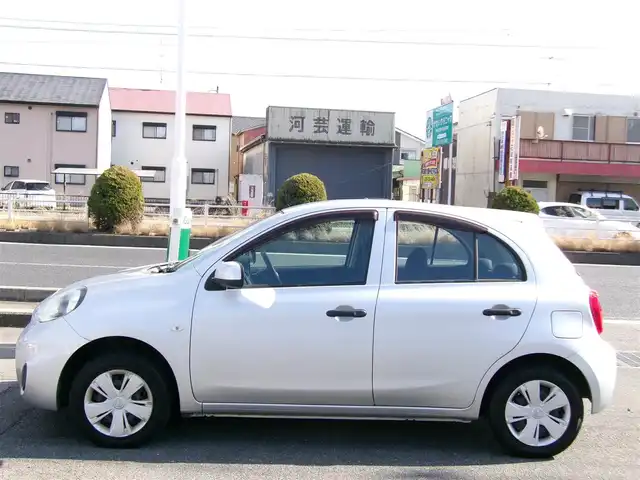 日産 マーチ