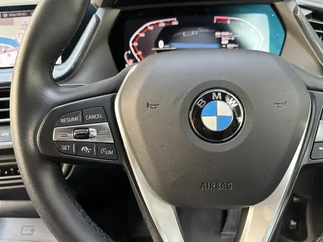 ＢＭＷ １１８ｉ プレイ 和歌山県 2020(令2)年 1.6万km 黒 ハイラインパッケージ/コンフォートパッケージ/ナビパッケージ/黒革シート/パワーシート/シートヒーター/純正ナビ/Bカメラ/AppleCarPlay/ワイヤレス充電/インテリジェントセーフティ/ブラインドスポット/レーンキープ/コンフォートアクセス/前後ドラレコ/LEDヘッドライト/ETC