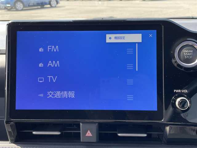 トヨタ ヴォクシー S－Z 岡山県 2022(令4)年 3.5万km ホワイトパールクリスタルシャイン 純正10.5インチディスプレイオーディオ/フルセグTV、CD、DVD、Bluetooth、AM、FM/Apple　Carplay、Android Auto、HDMI/純正14インチ有機ELフリップダウンモニター/V14T-R72R/ビルトインETC2.0/バックカメラ/両側パワースライドドア/前後ドライブレコーダーTZ-DR210/純正17インチアルミホイール/CD、DVDデッキ/前席シートヒーター/トヨタセーフティセンス/・プリクラッシュセーフティ/・レーントレーシングアシスト/・レーダークルーズコントロール/・ロードサインアシスト/・オートマチックハイビーム/・ドライバー異常時対応システム/・プロアクティブドライビングアシスト/・発進遅れ告知機能/パーキングサポートブレーキ/ドアバイザー/前後コーナーセンサー