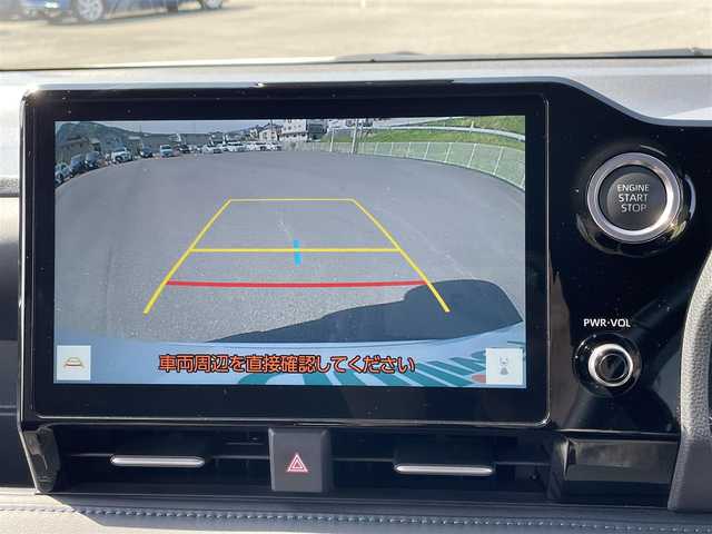 トヨタ ヴォクシー S－Z 岡山県 2022(令4)年 3.5万km ホワイトパールクリスタルシャイン 純正10.5インチディスプレイオーディオ/フルセグTV、CD、DVD、Bluetooth、AM、FM/Apple　Carplay、Android Auto、HDMI/純正14インチ有機ELフリップダウンモニター/V14T-R72R/ビルトインETC2.0/バックカメラ/両側パワースライドドア/前後ドライブレコーダーTZ-DR210/純正17インチアルミホイール/CD、DVDデッキ/前席シートヒーター/トヨタセーフティセンス/・プリクラッシュセーフティ/・レーントレーシングアシスト/・レーダークルーズコントロール/・ロードサインアシスト/・オートマチックハイビーム/・ドライバー異常時対応システム/・プロアクティブドライビングアシスト/・発進遅れ告知機能/パーキングサポートブレーキ/ドアバイザー/前後コーナーセンサー