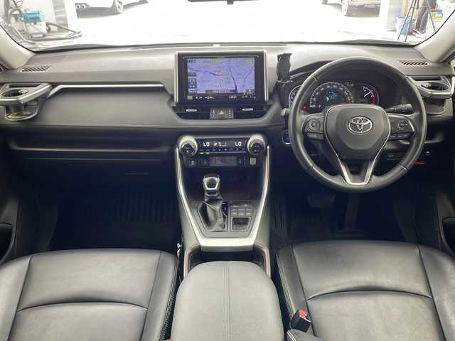 トヨタ ＲＡＶ４ G 兵庫県 2020(令2)年 7.2万km ホワイトパールクリスタルシャイン ・パノラマムーンルーフ/・モデリスタエアロ/・社外9型ナビ＆TV＆BT＆DVD＆SD/・カロッツェリア後席ヘッドレストモニター/・バックカメラ/・トヨタセーフティセンス/・プリクラッシュセーフティ/・ブラインドスポットモニター/・レーダークルーズコントロール/・レーンディパーチャーアラート/・オートマチックハイビーム/・スマートキー/・プッシュスタート/・合皮シート/・前席シートヒーター/・ステアリングヒーター/・パワーシート/・デジタルインナーミラー/・前後ドライブレコーダー/・フロアマット/・パワーバックドア/・クリアランスソナー/・ビルトインETC/・純正18インチアルミホイール
