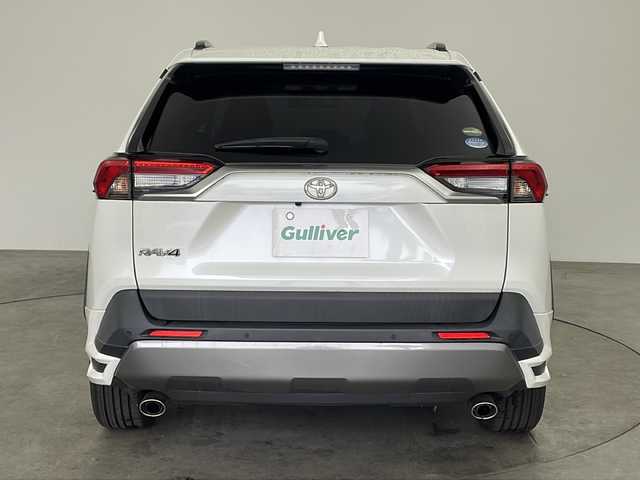 トヨタ ＲＡＶ４ G 兵庫県 2020(令2)年 7.2万km ホワイトパールクリスタルシャイン ・パノラマムーンルーフ/・モデリスタエアロ/・社外9型ナビ＆TV＆BT＆DVD＆SD/・カロッツェリア後席ヘッドレストモニター/・バックカメラ/・トヨタセーフティセンス/・プリクラッシュセーフティ/・ブラインドスポットモニター/・レーダークルーズコントロール/・レーンディパーチャーアラート/・オートマチックハイビーム/・スマートキー/・プッシュスタート/・合皮シート/・前席シートヒーター/・ステアリングヒーター/・パワーシート/・デジタルインナーミラー/・前後ドライブレコーダー/・フロアマット/・パワーバックドア/・クリアランスソナー/・ビルトインETC/・純正18インチアルミホイール