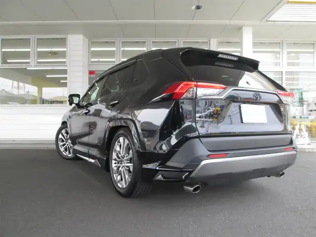 トヨタ ＲＡＶ４ G Zパッケージ 千葉県 2021(令3)年 3.7万km アティチュードブラックマイカ モデリスタエアロ＆OPオーバーフェンダー/アルパイン９型ナビ、フルセグTV/バックカメラ/デジタルインナーミラー/サンルーフ/黒レザーシート/シートヒーター/パワーシート/LEDヘッドライト&LEDフォグ/純正19インチアルミホイール/車高調（純正足回り車載）/プリクラッシュセーフティ/LTA/BSM/パワーバックドア/革巻きステアリング/ステアリングヒーター/ナビ連動ドライブレコーダー(前後)/ビルトインETC/保証書/取扱説明書/スペアキー