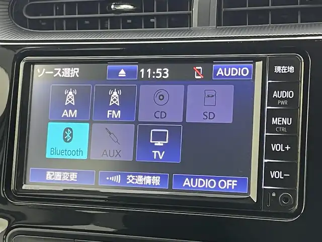 トヨタ アクア S 岡山県 2020(令2)年 6万km ホワイトパールクリスタルシャイン 純正SDナビ/（TV/Bluetooth/CD)/衝突軽減ブレーキシステム/バックカメラ/ビルトインＥＴＣ/ＬＥＤヘッドライト/オートハイビーム/アイドリングストップ/コーナーセンサー（前後）/踏み間違い防止/ISOFIX/ステアリングスイッチ/チルトステアリング/シートリフター/ウインカーミラー/ドアバイザー/プッシュスタート/スマートキー/新車保証書/取扱説明書