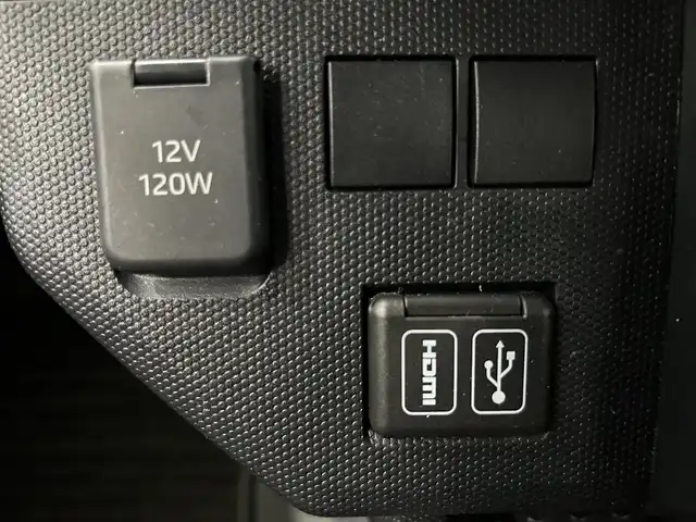 ダイハツ タフト X ターボ 鹿児島県 2024(令6)年 1万km クロムグレーメタリック スマートアシスト/スカイフィールトップ/アイドリングストップ/純正メモリナビ【NMZN-Z73DS】/（CD/フルセグ/Bluetooth/SD）/バックカメラ/純正ナビ連動型前方ドライブレコーダー/ステアリングリモコン/電動パーキングブレーキ/ブレーキホールド/HDMI端子/純正LEDヘッドライト/オートライト/ヘッドライトレベライザー/電動格納ドアミラー/純正フロアマット/純正ドアバイザー