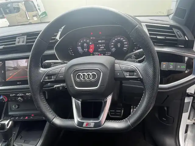 アウディ Ｑ３ SB 35TFSI Sライン 愛知県 2020(令2)年 2.1万km 白 メモリナビ　/フルセグテレビ　/バックカメラ　/全方位カメラ　/アダプティブクルーズコントロール　/ビルトインETC /パワーバックドア　/シートヒーター　/革シート　/パワーシート　/パドルシフト　/LEDヘッド　/パワーバックドア