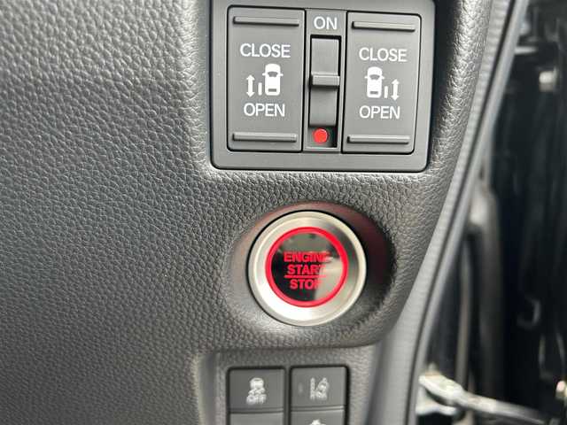 ホンダ Ｎ ＢＯＸ カスタム G EX ターボ ホンダセンシング 栃木県 2018(平30)年 3.2万km クリスタルブラックパール ホンダセンシング/純正8インチナビ/DVD/Bluetooth/USB/バックカメラ/ビルトインETC/前ドライブレコーダー/両側パワースライドドア/アダプティブクルーズコントロール/スマートキー×2/プッシュスタート/ステアリングリモコン/LEDオートライト/LEDフォグランプ/純正15インチAW/アイドリングストップ/横滑り防止装置/電動格納ミラー/ドアバイザー/パドルシフト