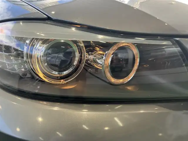 ＢＭＷ ３２０ｉ ツーリング 神奈川県 2012(平24)年 1.9万km スペースグレー 黒レザーシート/禁煙車/純正ナビ/（CD/HDD/AUX/FM/AM）/バックカメラ/ミラー一体型ETC/前席パワーシート/前席シートヒーター/プッシュスタート/スマートキー/純正17インチAW/ドライブレコーダー