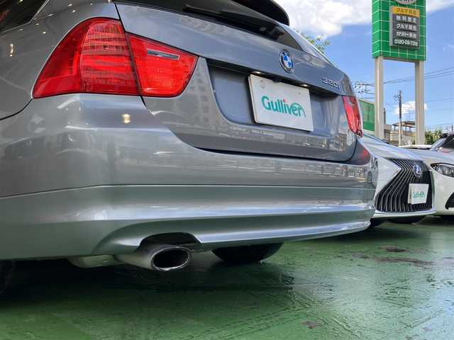 ＢＭＷ ３２０ｉ ツーリング 神奈川県 2012(平24)年 1.9万km スペースグレー 黒レザーシート/禁煙車/純正ナビ/（CD/HDD/AUX/FM/AM）/バックカメラ/ミラー一体型ETC/前席パワーシート/前席シートヒーター/プッシュスタート/スマートキー/純正17インチAW/ドライブレコーダー