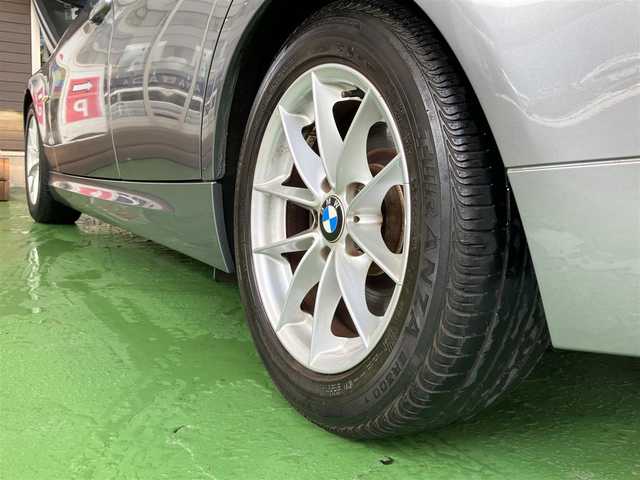 ＢＭＷ ３２０ｉ ツーリング 神奈川県 2012(平24)年 1.9万km スペースグレー 黒レザーシート/禁煙車/純正ナビ/（CD/HDD/AUX/FM/AM）/バックカメラ/ミラー一体型ETC/前席パワーシート/前席シートヒーター/プッシュスタート/スマートキー/純正17インチAW/ドライブレコーダー