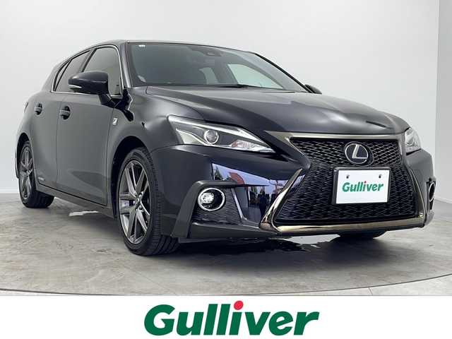 レクサス ＣＴ 200h Fスポーツ 大阪府 2018(平30)年 5.4万km ブラック 純正10.3インチSDナビ/（CD/DVD/AUX/SD/BT）/バックカメラ/ハーフレザーシート/前席シートヒーター/前席パワーシート/ステアリングヒーター/ドライブレコーダー/ETC/クルーズコントロール（追従走行有）/衝突被害軽減システム/レーンキープアシスト/コーナーセンサー/オートマチックハイビーム/純正LEDヘッドライト/純正フロアマット/カーテンエアバッグレーム