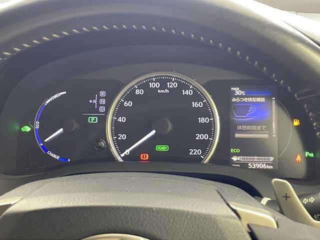 レクサス ＣＴ 200h Fスポーツ 大阪府 2018(平30)年 5.4万km ブラック 純正10.3インチSDナビ/（CD/DVD/AUX/SD/BT）/バックカメラ/ハーフレザーシート/前席シートヒーター/前席パワーシート/ステアリングヒーター/ドライブレコーダー/ETC/クルーズコントロール（追従走行有）/衝突被害軽減システム/レーンキープアシスト/コーナーセンサー/オートマチックハイビーム/純正LEDヘッドライト/純正フロアマット/カーテンエアバッグレーム