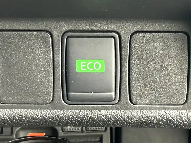 日産 エクストレイル 20X エマージェンシーブレーキ 道央・札幌 2016(平28)年 7.5万km チタニウムカーキ ・４WD/・純正ナビ/　CD/DVD/SD/BT/フルセグ/・バックカメラ/・ビルトインETC/・エマージェンシーブレーキ/・レーンキープアシスト/・クリアランスソナー/・ダウンヒルアシストコントロール/・カプロンシート/・前席シートヒーター/・キセノンライト/・オートライト/・プッシュスタート/・スマートキー/・純正フロアマット/・ドアバイザー