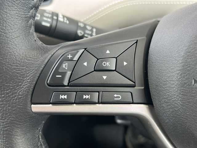 日産 セレナ e－パワー ハイウェイスター V 静岡県 2020(令2)年 3.3万km カシミヤグレージュ プロパイロット/・プリクラッシュ/・コーナーセンサー前後/・全方位カメラ/・バックカメラ/・レーンキープアシスト/・レーダークルーズコントロール/・オートホールド/・BSM(ブラインドスポットモニター)/・エマージェンシーブレーキ/・ドライブレコーダー(前のみ)/純正ワイドSDナビ/・DVD/・CD/・AM/・FM/・フルセグTV/・Bluetooth/・USB/・iPod/主要装備/・デジタルインナーミラー/・両側パワースライドドア/・ステアリングリモコン/・純正アルミホイール/・純正純正フロアマット/・フリップダウンモニター/・LEDヘッドライト/・オートライト/・ETC/・プッシュスタート/・スマートキー/・布系シート/・3列シート