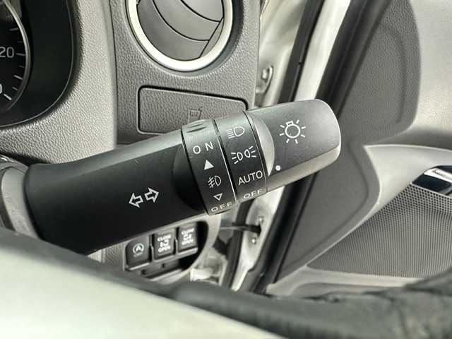 日産 デイズ ルークス ハイウェイスター Gターボ 兵庫県 2018(平30)年 6.1万km ホワイトパール ・純正SDナビ/・CD/DVD/SD/BT/フルセグTV/・アラウンドビューモニター/・ETC/・前方ドライブレコーダー/・LEDヘッドライト/・LEDフォグランプ/・オートライト/・オートハイビーム/・衝突軽減ブレーキ/・車線逸脱警報/・オートクルーズコントロール/・純正15インチアルミホイール/・両側パワースライドドア /・アイドリングストップ/・純正フロアマット/・純正ドアバイザー/・スマートキー/・プッシュスタート