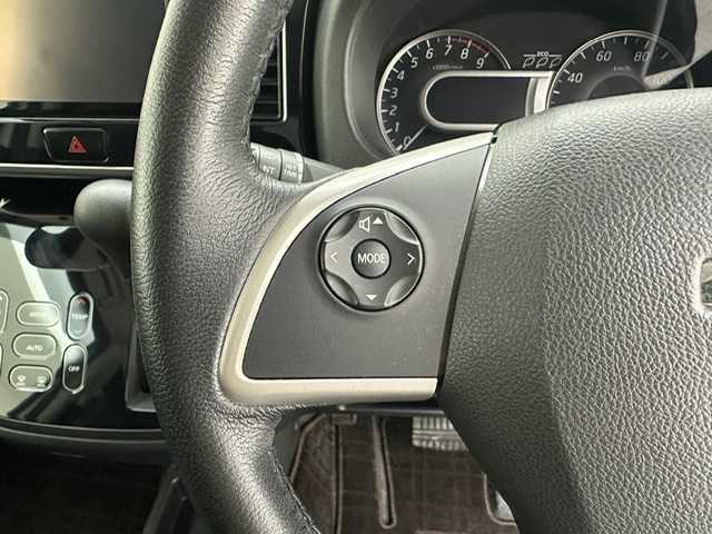 日産 デイズ ルークス ハイウェイスター Gターボ 兵庫県 2018(平30)年 6.1万km ホワイトパール ・純正SDナビ/・CD/DVD/SD/BT/フルセグTV/・アラウンドビューモニター/・ETC/・前方ドライブレコーダー/・LEDヘッドライト/・LEDフォグランプ/・オートライト/・オートハイビーム/・衝突軽減ブレーキ/・車線逸脱警報/・オートクルーズコントロール/・純正15インチアルミホイール/・両側パワースライドドア /・アイドリングストップ/・純正フロアマット/・純正ドアバイザー/・スマートキー/・プッシュスタート