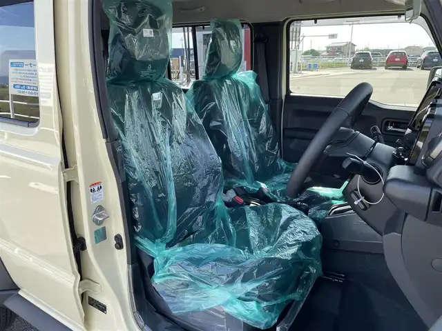 スズキ ジムニー ノマド FC 佐賀県 2025(令7)年 0.1千km ベージュ 登録時走行距離42Km/パートタイム4WD/パイオニア9インチメモリーナビゲーション/・フルセグTV/CD/DVD/SD/Bluetooth/バックカメラ/ミラーヒーター/DN席シートヒーター/ISOFIX対応/革巻きステアリング/ステアリングリモコン/純正15インチアルミホイール/純正LEDヘッドライト/・オートマチックハイビーム/純正フォグランプ/リヤフォグランプ/純正フロアマット/純正ドアバイザ―/色コード「E5J」/アダプティブクルーズコントロール/デュアルカメラブレーキサポート/車線逸脱警報機能/パーキングセンサー