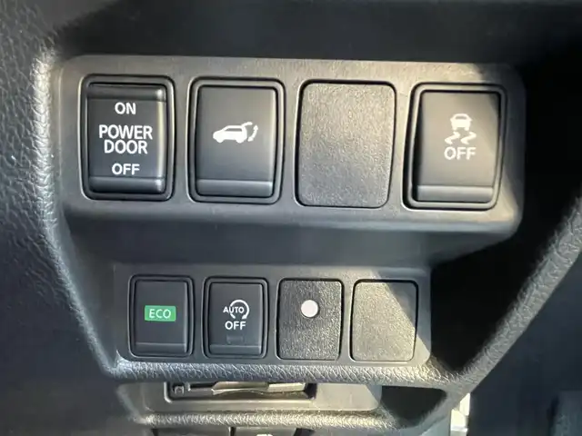 日産 エクストレイル 20X 熊本県 2017(平29)年 9.8万km ブリリアントホワイトパール プロパイロット/ワンオーナー/プッシュスタート/純正ナビ/（CD・DVD・フルセグTV）/アラウンドビューモニター/ビルトインETC/ドライブレコーダー/純正18インチAW/ルーフレール/パワーバックドア/LEDヘッドライト/オートライト/フォグライト/前後コーナーセンサー/横滑り防止装置/ウィンカーミラー/純正フロアマット/純正ドアバイザー/新車保証書/取扱説明書/スマートスペアキー×1本