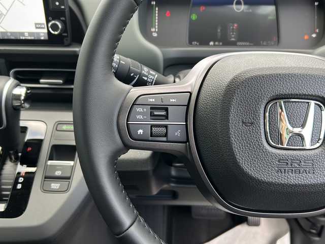 ホンダ フリード ハイブリット e:HEV クロスター 山口県 2025(令7)年 0.1千km プラチナホワイトパール 登録済未使用車/純正9インチナビ/・フルセグテレビ/・Bluetooth機能/・Apple CarPlay/・Android Auto/・AM/FMラジオ/・USB入力端子/・交通情報/保証書/取扱説明書/両側パワースライドドア/バックカメラ/プッシュスタート/スマートキー/スペアあり/純正LEDヘッドライト/フォグライト/純正１５インチアルミホイール/Honda SENSING/・衝突軽減ブレーキ/・誤発進抑制機能/・後方誤発進抑制機能/・近距離衝突軽減ブレーキ/・歩行者事故低減ステアリング/・路外逸脱抑制機能/・渋滞追従機能付アダプティブクルーズコントロール/・車線維持支援システム/・トラフィックジャムアシスト/・先行車発進お知らせ機能/・標識認識機能/・オートハイビーム/・パーキングセンサーシステム/ブラインドスポットインフォメーション/盗難防止システム