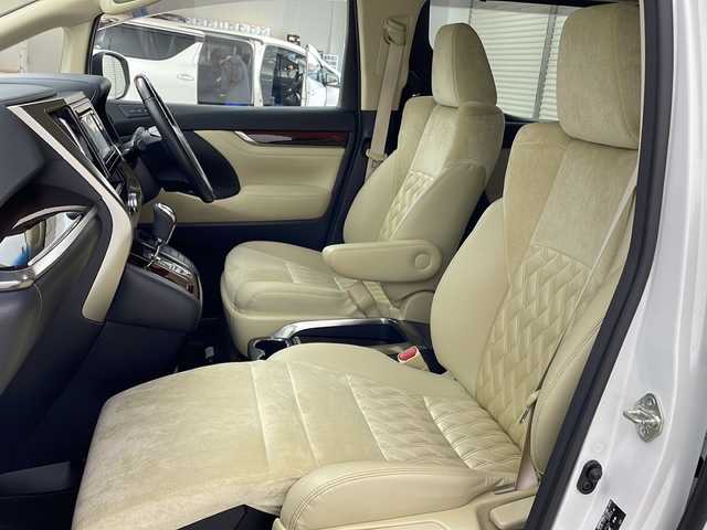 トヨタ アルファード G 茨城県 2015(平27)年 7.1万km ホワイトパールクリスタルシャイン 純正ナビ/フルセグTV/バックカメラ/ETC/クルーズコントロール/オットマン/両側パワースライドドア/パワーシート/純正17インチアルミホイール/コーナーセンサー/横滑り防止装置/衝突軽減ブレーキ/LEDヘッドライト/フロントフォグランプ