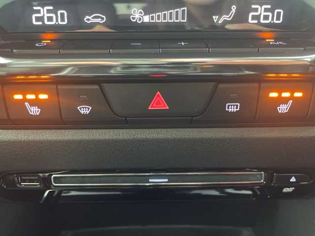 マツダ ＣＸ－３０ XD プロアクティブツーリングセレクション 岐阜県 2019(令1)年 7.4万km ソウルレッドクリスタルM 純正8.8インチメモリーナビ/フルセグ/BT/DVD/USB/全方位モニター/i-ACTIVSENSE/・衝突軽減ブレーキ/・マツダレーダークルーズコントロール/・ブラインドスポットモニタリング/・クルージング＆トラフィックサポート/・レーンキープアシスト/・後側方接近車両検知/ヘッドアップディスプレイ/純正ドライブレコーダー/ビルトインETC/前席シートヒーター/ステアリングヒーター/ポジションメモリー/本革巻きステアリング/パーキングセンサー/純正18インチAW/オフロードトラフィックアシスト/電動パーキングブレーキ/ブレーキホールド/リヤセンターアームレスト/センターコンソール/トノカバー/MTモード付AT/LEDオートライト/オートハイビーム/スマートキー/スペアキー