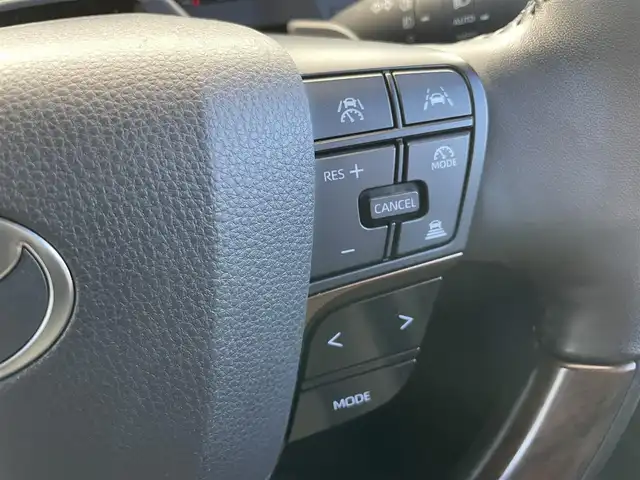 トヨタ アルファードハイブリット Z 千葉県 2025(令7)年 2.2万km プラチナホワイトパールマイカ 純正ナビ/フルセグTV/全方位カメラ/両側パワースライドドア/ビルトインETC/ガラスルーフ/クルーズコントロール/フリップダウンモニター/デジタルインナーミラー/衝突被害軽減ブレーキ/レーンキープアシスト/モデリスタエアロ/ステアリングスイッチ/パワーバックドア/前席シートヒーター/前席エアシート/コーナーセンサー