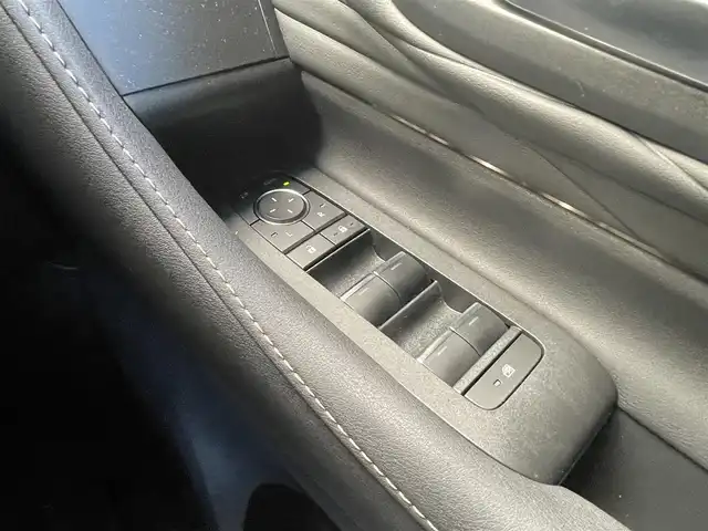 トヨタ アルファードハイブリット Z 千葉県 2025(令7)年 2.2万km プラチナホワイトパールマイカ 純正ナビ/フルセグTV/全方位カメラ/両側パワースライドドア/ビルトインETC/ガラスルーフ/クルーズコントロール/フリップダウンモニター/デジタルインナーミラー/衝突被害軽減ブレーキ/レーンキープアシスト/モデリスタエアロ/ステアリングスイッチ/パワーバックドア/前席シートヒーター/前席エアシート/コーナーセンサー