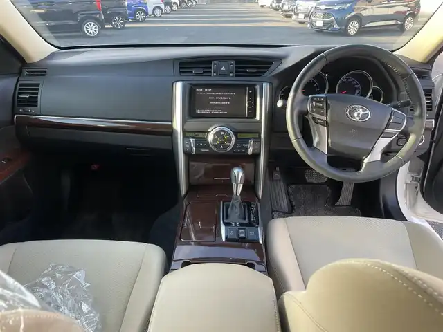 トヨタ マークＸ 250G Four 大阪府 2012(平24)年 10万km ホワイトパールクリスタルシャイン (株)IDOMが運営する【じしゃロン堺店】の自社ローン専用車両になります。/こちらは現金またはオートローンご利用時の価格です。自社ローンご希望の方は別途その旨お申付け下さい