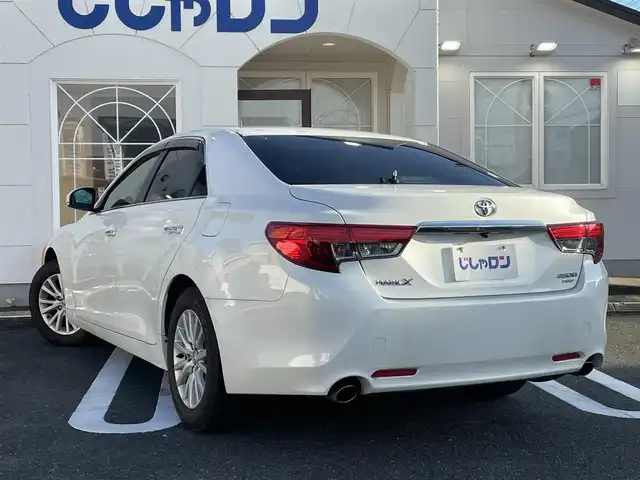 トヨタ マークＸ 250G Four 大阪府 2012(平24)年 10万km ホワイトパールクリスタルシャイン (株)IDOMが運営する【じしゃロン堺店】の自社ローン専用車両になります。/こちらは現金またはオートローンご利用時の価格です。自社ローンご希望の方は別途その旨お申付け下さい