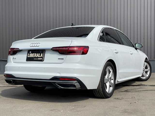 アウディ Ａ４ 40TDIクワトロ アドバンスド 広島県 2021(令3)年 2.6万km グレイシアホワイトメタリック ワンオーナー/4WD/純正メモリナビ/　(ワンセグTV/Bt/USB)/バーチャルコックピット/レーダークルーズコントロール/オートマチックハイビーム/コーナーセンサー(F/R)/バックカメラ/革巻きステア/ノブ/パドルシフト/ミラーヒーター/ウインカーミラー /ヘットライトウオッシャー/アイドリングストップ/パワーシート(前席)/シートヒーター(前席)/LEDオートライト/オートワイパー/純正前後ドライブレコーダー/スマートキー/プッシュスタート/ETC2.0/純正フロアマット/リア5面スモークフィルム/W/サイド/カーテンエアバッグ /ABS/スマートキーx2/保証書/取説/2022/23/25年/　ディーラー点検記録簿あり