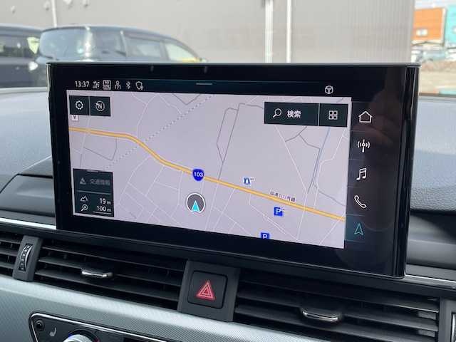 アウディ Ａ４ 40TDIクワトロ アドバンスド 広島県 2021(令3)年 2.6万km グレイシアホワイトメタリック ワンオーナー/4WD/純正メモリナビ/　(ワンセグTV/Bt/USB)/バーチャルコックピット/レーダークルーズコントロール/オートマチックハイビーム/コーナーセンサー(F/R)/バックカメラ/革巻きステア/ノブ/パドルシフト/ミラーヒーター/ウインカーミラー /ヘットライトウオッシャー/アイドリングストップ/パワーシート(前席)/シートヒーター(前席)/LEDオートライト/オートワイパー/純正前後ドライブレコーダー/スマートキー/プッシュスタート/ETC2.0/純正フロアマット/リア5面スモークフィルム/W/サイド/カーテンエアバッグ /ABS/スマートキーx2/保証書/取説/2022/23/25年/　ディーラー点検記録簿あり