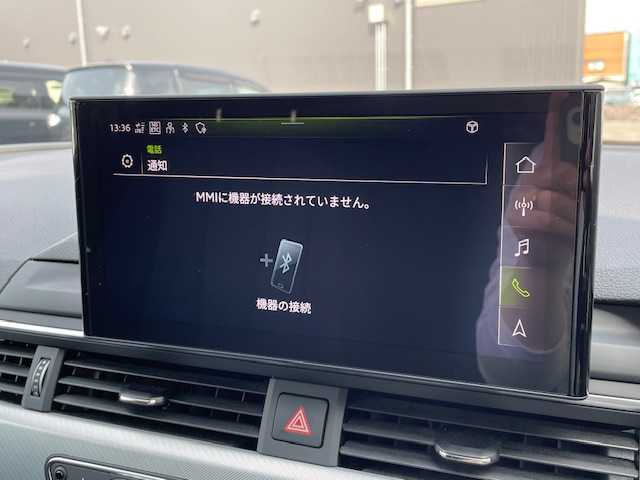 アウディ Ａ４ 40TDIクワトロ アドバンスド 広島県 2021(令3)年 2.6万km グレイシアホワイトメタリック ワンオーナー/4WD/純正メモリナビ/　(ワンセグTV/Bt/USB)/バーチャルコックピット/レーダークルーズコントロール/オートマチックハイビーム/コーナーセンサー(F/R)/バックカメラ/革巻きステア/ノブ/パドルシフト/ミラーヒーター/ウインカーミラー /ヘットライトウオッシャー/アイドリングストップ/パワーシート(前席)/シートヒーター(前席)/LEDオートライト/オートワイパー/純正前後ドライブレコーダー/スマートキー/プッシュスタート/ETC2.0/純正フロアマット/リア5面スモークフィルム/W/サイド/カーテンエアバッグ /ABS/スマートキーx2/保証書/取説/2022/23/25年/　ディーラー点検記録簿あり