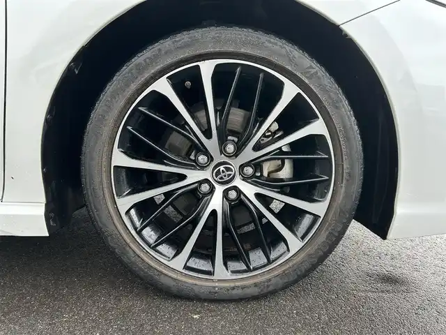 トヨタ カムリ WSレザーパッケージ 岡山県 2019(平31)年 8.8万km プラチナホワイトパールマイカ 純正8インチSDナビ/CD/DVD/USB/Bluetooth/フルセグ/バックカメラ/トヨタセーフティセンス/レーダークルーズコントロール/レーンキープアシスト/プリクラッシュセーフティ/ハイビームアシスト/LEDヘッドライト/ヘッドアップディスプレイ/本革シート/パワーシート/シートヒーター/ブレーキホールド/スマートキー/ETC2.0/ドライブレコーダー/禁煙車