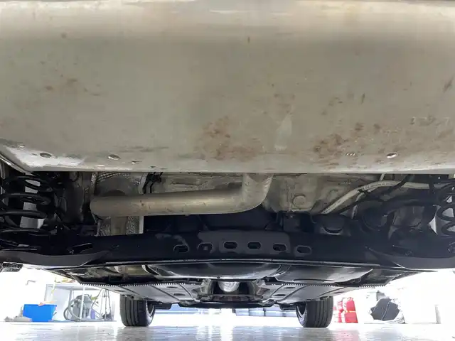 アウディ Ｑ２ 30TFSIスポーツ 滋賀県 2019(令1)年 11.9万km アイビスホワイト 純正ナビ/・フルセグTV・Bluetooth・AUX/バックカメラ/前後ドライブレコーダー/ETC/クルーズコントロール/電子パーキング/ブレーキホールド/電動リアゲート/ステアリングリモコン/オールウェザーライト機能/オートライト/LEDヘッドライト/オートエアコン/シートヒーター
