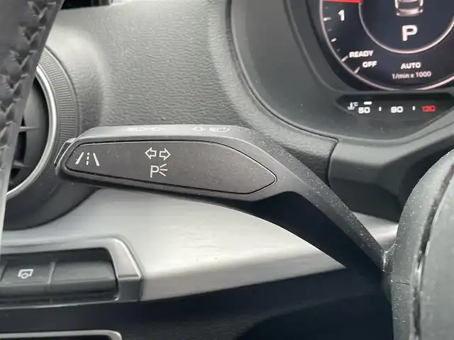アウディ Ｑ２ 30TFSIスポーツ 滋賀県 2019(令1)年 11.9万km アイビスホワイト 純正ナビ/・フルセグTV・Bluetooth・AUX/バックカメラ/前後ドライブレコーダー/ETC/クルーズコントロール/電子パーキング/ブレーキホールド/電動リアゲート/ステアリングリモコン/オールウェザーライト機能/オートライト/LEDヘッドライト/オートエアコン/シートヒーター