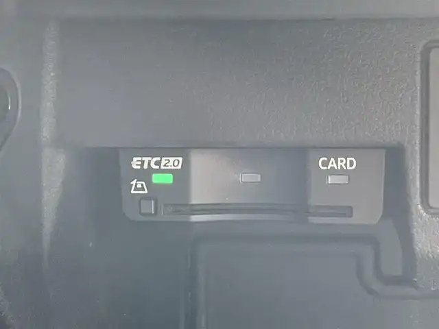 アウディ Ｑ２ 30TFSIスポーツ 滋賀県 2019(令1)年 11.9万km アイビスホワイト 純正ナビ/・フルセグTV・Bluetooth・AUX/バックカメラ/前後ドライブレコーダー/ETC/クルーズコントロール/電子パーキング/ブレーキホールド/電動リアゲート/ステアリングリモコン/オールウェザーライト機能/オートライト/LEDヘッドライト/オートエアコン/シートヒーター