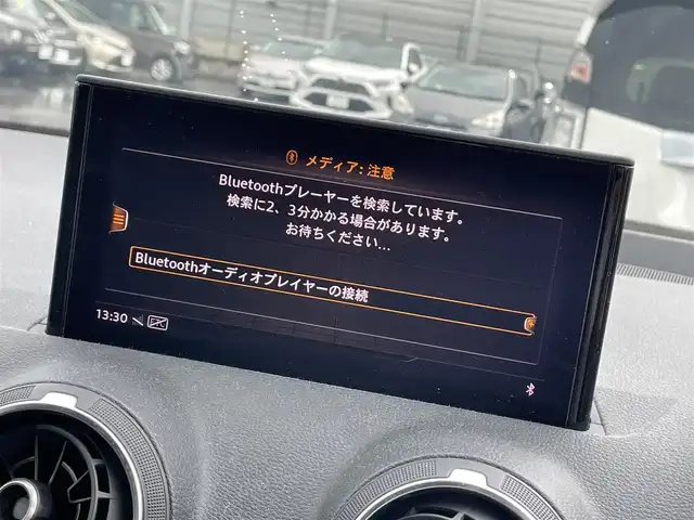 アウディ Ｑ２ 30TFSIスポーツ 滋賀県 2019(令1)年 11.9万km アイビスホワイト 純正ナビ/・フルセグTV・Bluetooth・AUX/バックカメラ/前後ドライブレコーダー/ETC/クルーズコントロール/電子パーキング/ブレーキホールド/電動リアゲート/ステアリングリモコン/オールウェザーライト機能/オートライト/LEDヘッドライト/オートエアコン/シートヒーター