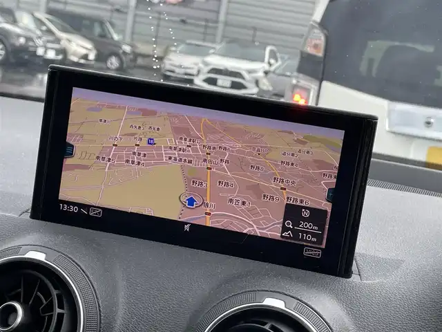 アウディ Ｑ２ 30TFSIスポーツ 滋賀県 2019(令1)年 11.9万km アイビスホワイト 純正ナビ/・フルセグTV・Bluetooth・AUX/バックカメラ/前後ドライブレコーダー/ETC/クルーズコントロール/電子パーキング/ブレーキホールド/電動リアゲート/ステアリングリモコン/オールウェザーライト機能/オートライト/LEDヘッドライト/オートエアコン/シートヒーター